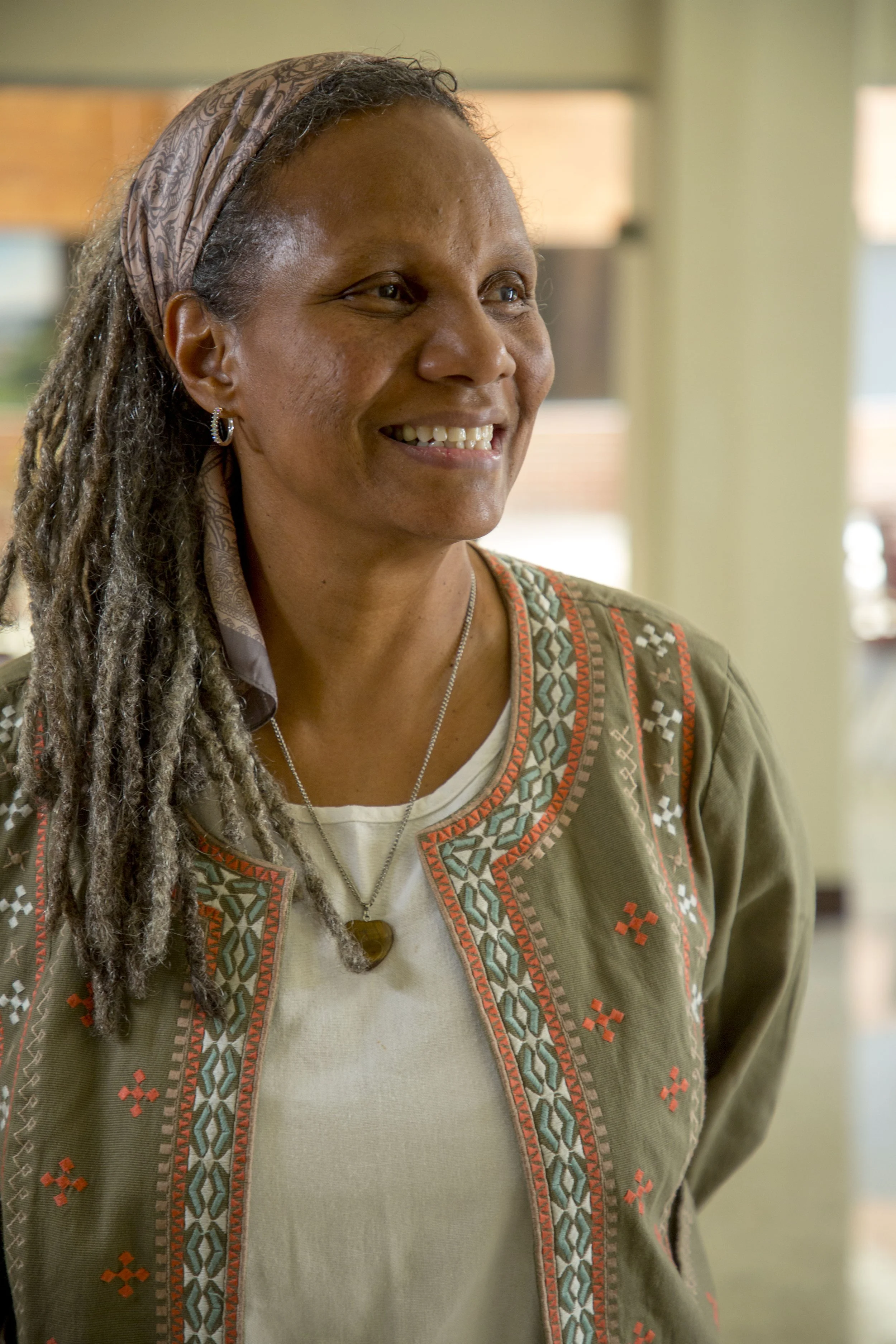  La investigadora Iveth Morales se autodenomina como mujer negra. Foto: Meme Solano 